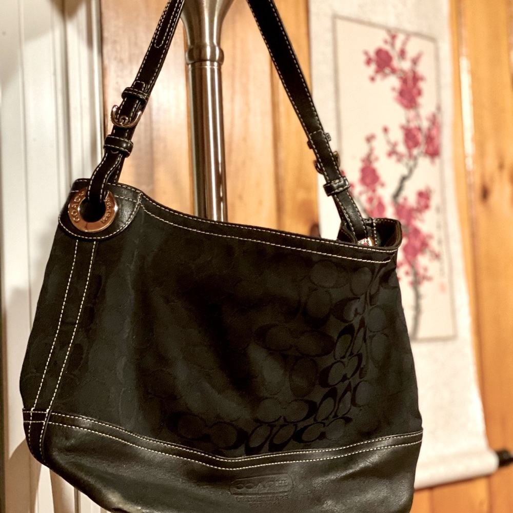 COACH black signature leather shoulder bag